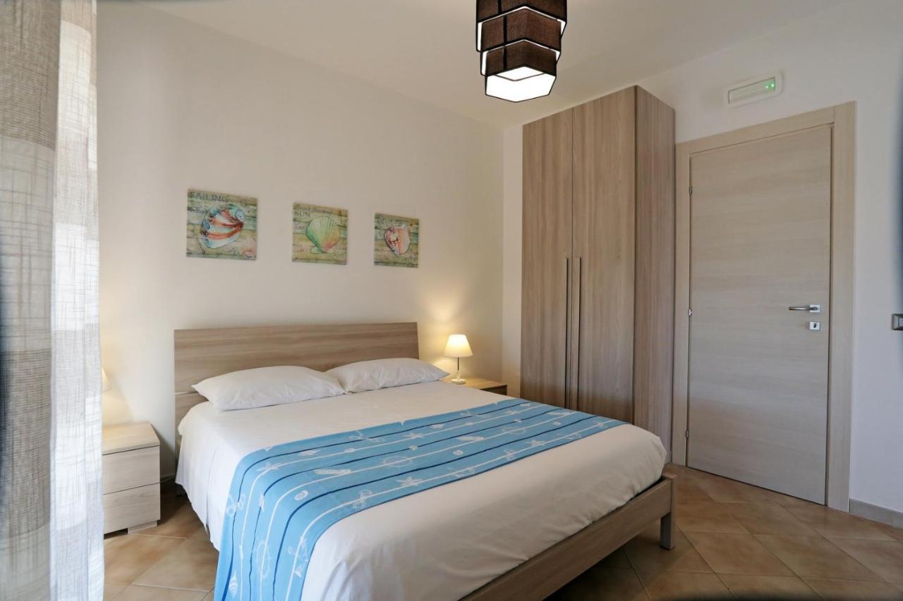 Terramare Punta Braccetto Bed & Breakfast Exterior photo