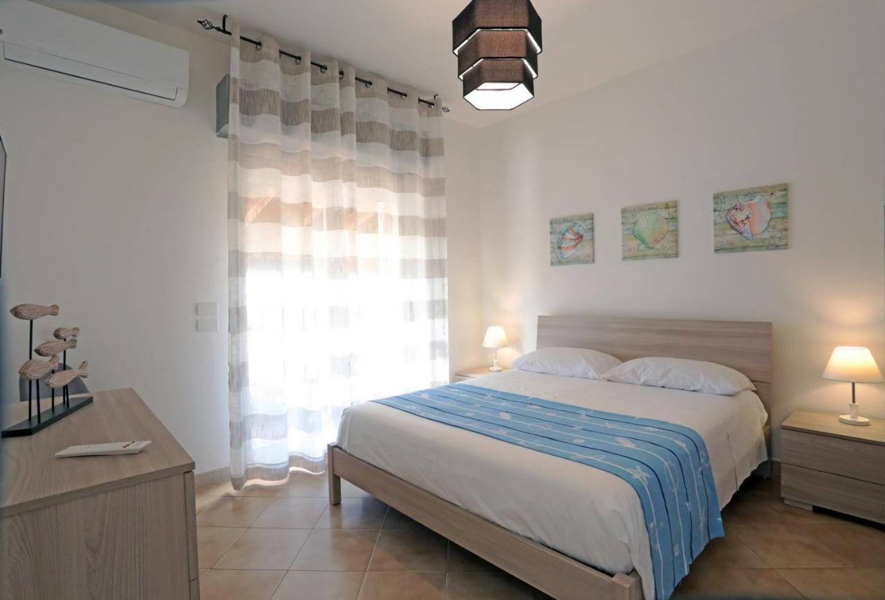 Terramare Punta Braccetto Bed & Breakfast Exterior photo